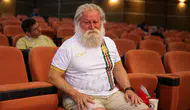 Ali Nesin “Amedsporluyum” dedi, formayı üstünden çıkarmadı