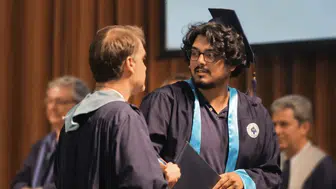 Boğaziçi'nde Fotoğraf Çektirmeyi Reddeden Öğrenciye Diploması Verilmedi