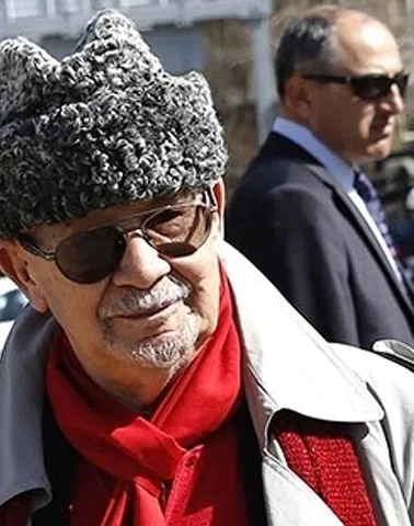 Yalçın Küçük Vefat Etti:  Kimdir, Kaç Yaşında, Nereli? Neden Öldü, Hastalığı Neydi?