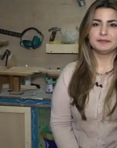 Silêmanî’de Kadın Marangoz Zeryan Ahmed Kalıpları Zorluyor