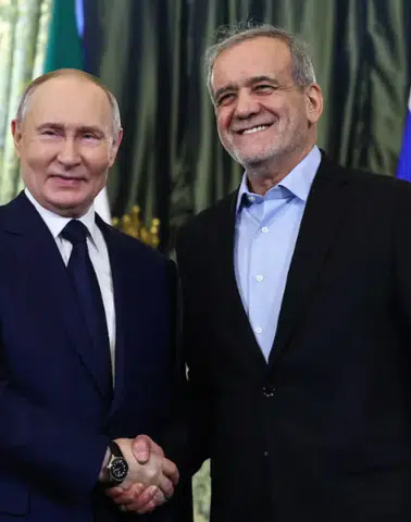 Putin: "İran'ın Menfaati İçin Elimizden Gelen Her Şeyi Yapacağız"