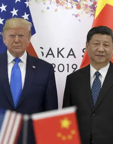 Trump: "Hürmüz'ü açıyoruz; Çin, İran’a silah göndermeyecek"