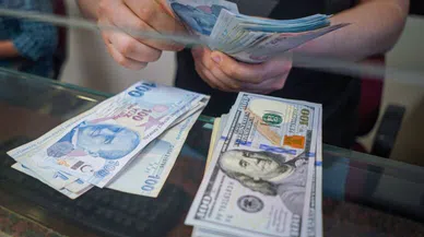 Dolar ve avro güne rekor seviyelerde başladı