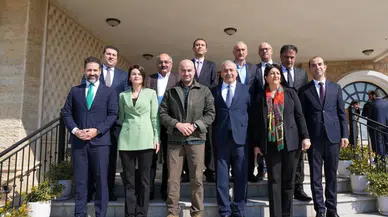 DEM Parti Heyeti, Süleymaniye’de KYB başkanlarıyla önemli görüşme gerçekleştirdi
