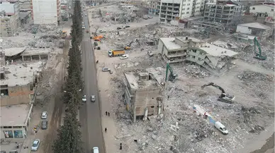 Deprem davalarındaki tahliye kararları tepki çekiyor, bir kez daha enkaz altında kaldık