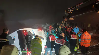 Diyarbakır-Bingöl Yolu'nda otobüs kazası: Ölü ve yaralılar var