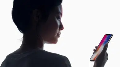 Apple, iPhone modellerinde Touch ID'yi kaldırarak Face ID'yi tanıtıyor!