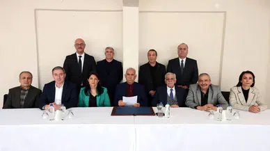 DEM Parti Heyeti Öcalan ile 4 saat görüştü: İşte görüşmenin detayları!