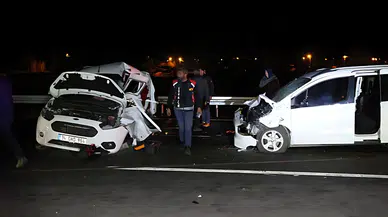 Kars'ta meydana gelen trafik kazasında 2 kişi hayatını kaybetti