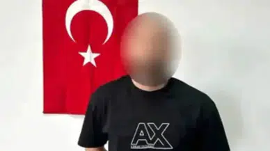 Kırmızı bültenle aranan dolandırıcılar Türkiye’ye teslim edildi