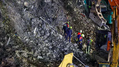 Myanmar’da 7,7 ve 6,4 büyüklüğündeki depremler can kayıplarını arttırıyor