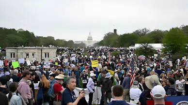 Trump’a ve İsrail’e tepki: Washington ve New York’ta binler yürüdü