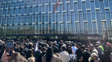 Sırrı Süreyya Önder’in cenazesi AKM’ye getirildi: Törene yoğun katılım