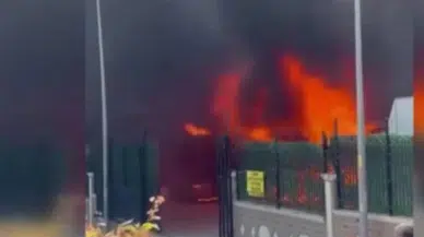 İstanbul’da erkek yurdunda yangın paniği