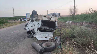 Otomobil devrildi, 1 kişi hayatını kaybetti, 4 yaralı