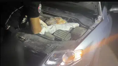 Yunus timleri durdukları araçta 2 kalaşnikof buldu