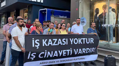 Diyarbakır’da depremde hasar alan binanın yıkımı gerçekleşti