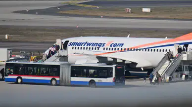 Almanya onlarca Afgan'ı sınır dışı etti