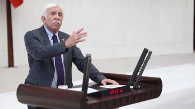 Diyarbakır Milletvekili Cengiz Çandar: “Operasyonlar Türkiye'nin bir polis devleti olduğunu gösteriyor"