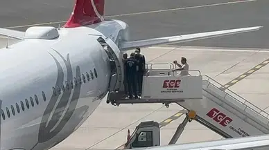 LeMan'ın yazı işleri müdürü Aslan Özdemir havalimanında gözaltına alındı
