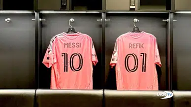 Refik Anadol’un Messi için ürettiği sanat eseri 1,8 milyon dolara satıldı