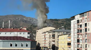 Muş’ta Saatlerce süren yangın panik yarattı