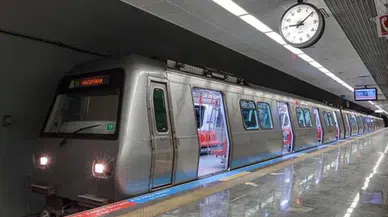 CHP mitingi öncesi metro çıkışları kapatıldı