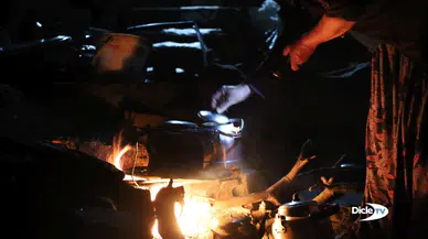 Hakkari'de zamanın gerisindeki köy: Yıllardır ne elektrik var ne su