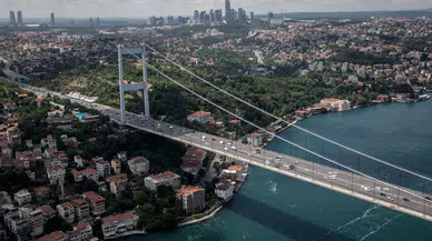 Bloomberg: "Türkiye hükümeti köprü ve yolları satıyor"