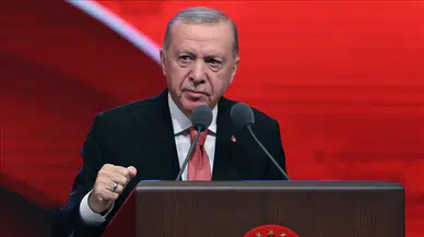"Mahkeme kararını tanımıyorum demek hukuk devletine kafa tutmaktır"