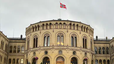 Oslo’da üniversite yakınında patlama: Polisten uyarı