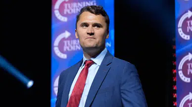Trump'ı Beyaz Saray'a taşıyıp öldürülen Charlie Kirk kimdir?