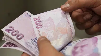 Yurt dışı çıkış harcının büyük kısmı artık Hazine’ye gidiyor
