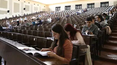 YÖK’ten yeni plan: Bazı bölümlerde üç yılda mezuniyet