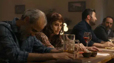 Pelin Esmer’in “O Da Bir Şey Mi” filmi bugün vizyonda