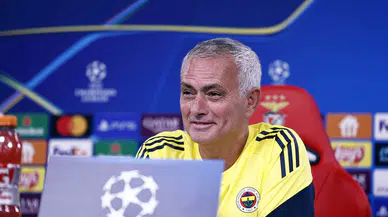 "Mourinho ayrılmam için her gece mesaj atıyordu"