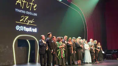 “Medea Material” 5 ödülle Devlet Tiyatroları tarihine geçti