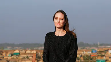 Ünlü yıldız Angelina Jolie'nin Ukrayna ziyareti krizle bitti