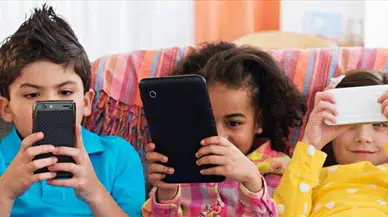 Sosyal medya yasağı: Aile izin verse de çocuk giremeyecek