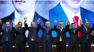 İki belediye başkanı daha AKP'ye katıldı