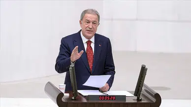 İmamoğlu'nun diploması hatırlatıldı: Hulusi Akar yine kızını savundu!