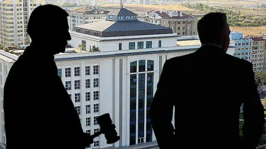 Operasyon gerilimi AKP kulislerini karıştırdı