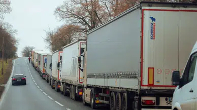 Almanya 120 bin kamyon şoförü arıyor