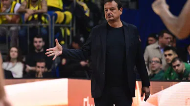 Ergin Ataman: 10 bin eğitimsiz Fenerbahçe taraftarı 87 yaşındaki anneme küfretti