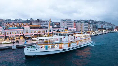 Yüzen banka şubesi için vapur inşa edildi