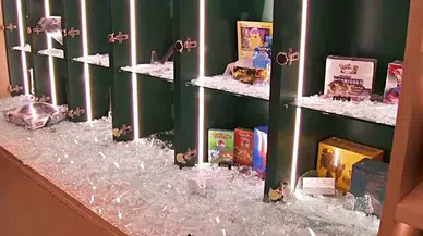 Pokemon mağazası soyuldu: 100 bin dolarlık kart çalındı
