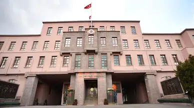 MSB: "Nusaybin’de bayrağa saldırı soruşturuluyor"