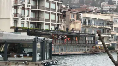 Bebek Otel’de kaçak bölümlerin yıkımı başladı