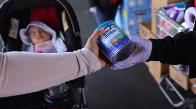 Nestle bebek mamalarını Türkiye’de toplatıyor
