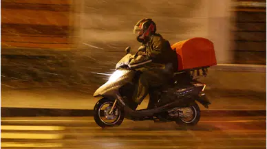 Motosiklet ve scooterlara trafiğe çıkma yasağı